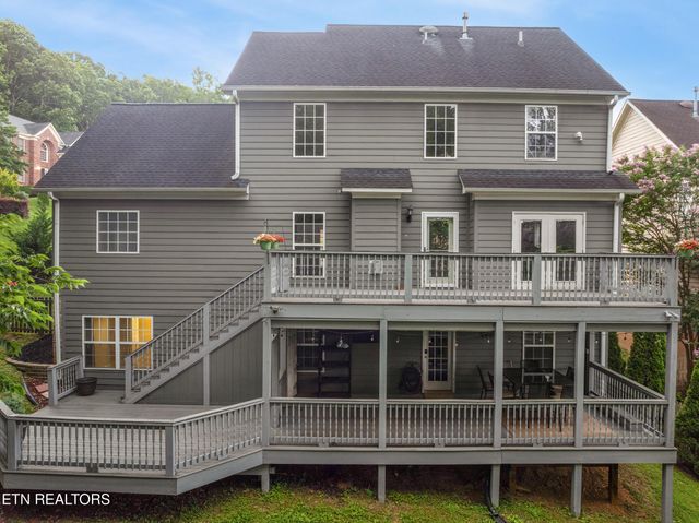 2122 Madison Grove Lane, Knoxville, TN 37922