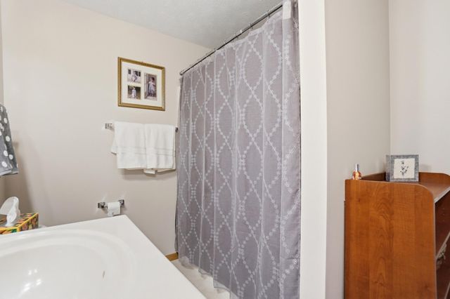 3942 Harris Lane 3942 Harris Lane, Springfield, OH 45503