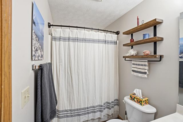 3942 Harris Lane 3942 Harris Lane, Springfield, OH 45503