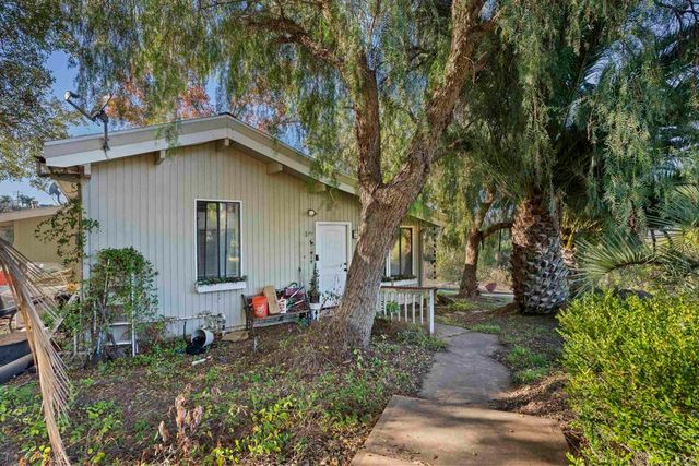 17959 Bluegrass Road, Ramona, CA 92065