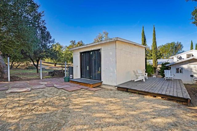 17959 Bluegrass Road, Ramona, CA 92065