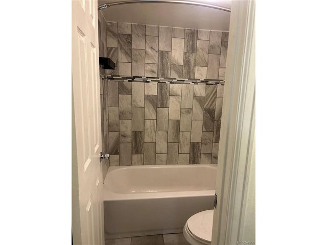 384 S Ironton St 102, Aurora, CO 80012