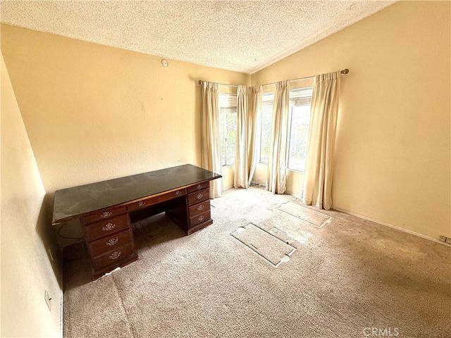 209 Ohio, Lake Elsinore, CA 92530