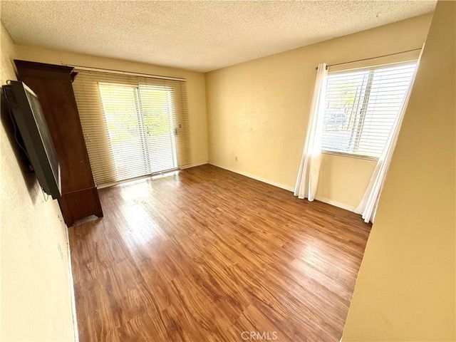 209 Ohio, Lake Elsinore, CA 92530