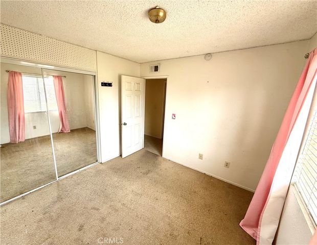 209 Ohio, Lake Elsinore, CA 92530