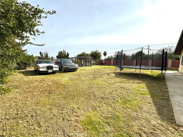 209 Ohio, Lake Elsinore, CA 92530