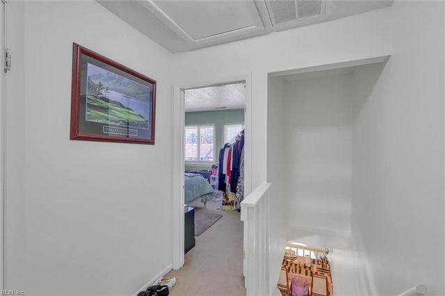 3872 Chimney Creek Dr DR, Virginia Beach, VA 23462