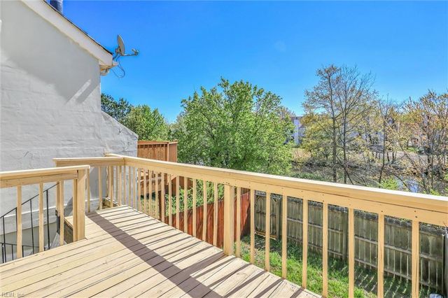 3872 Chimney Creek Dr DR, Virginia Beach, VA 23462