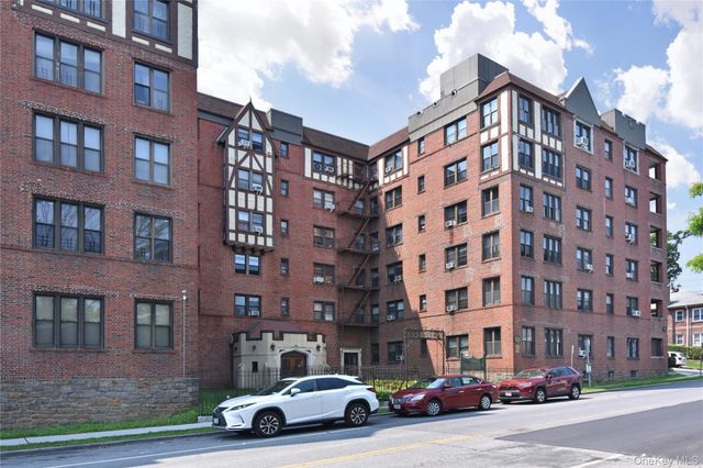 590 E 3rd Street 4C, Mount Vernon, NY 10553