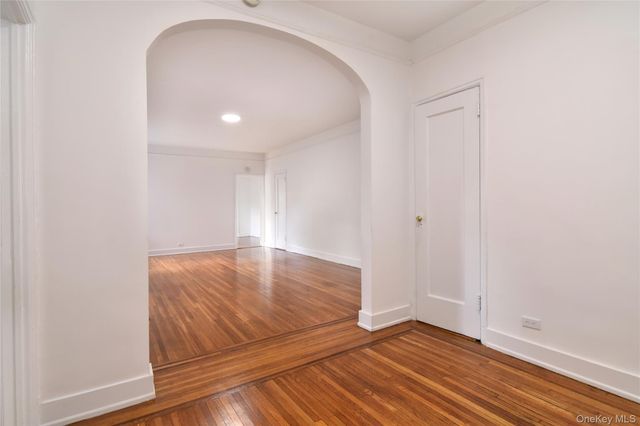 590 E 3rd Street 4C, Mount Vernon, NY 10553