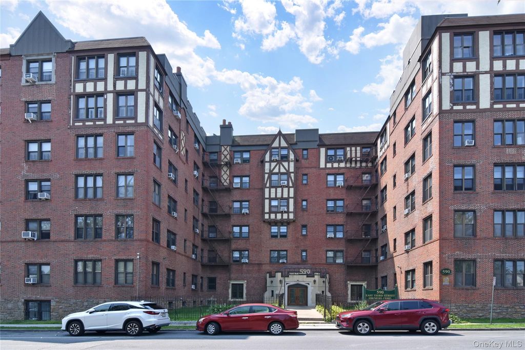 590 E 3rd Street 4C, Mount Vernon, NY 10553