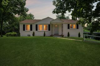 916 Radford Dr, Nashville, TN 37217