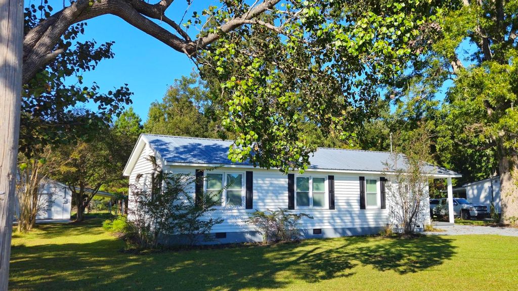 2720 Loop Rd., Loris, SC 29569 — exterior