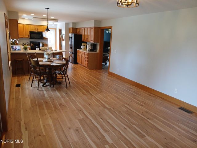 13145 Angola Road, Swanton, OH 43558