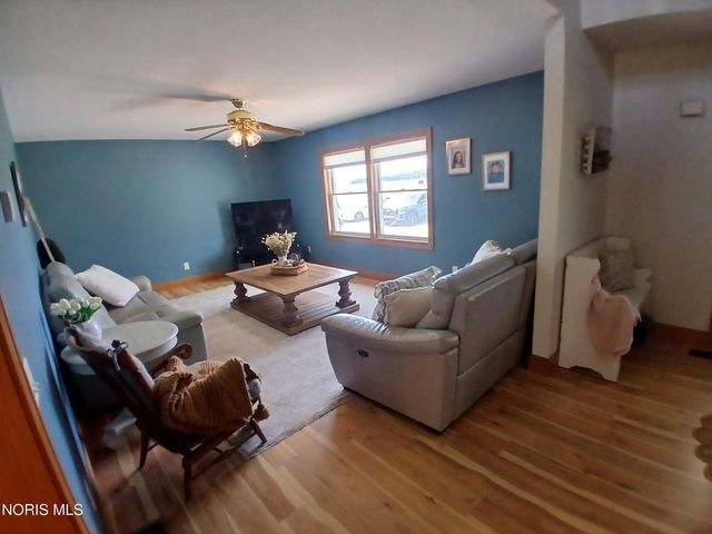 13145 Angola Road, Swanton, OH 43558