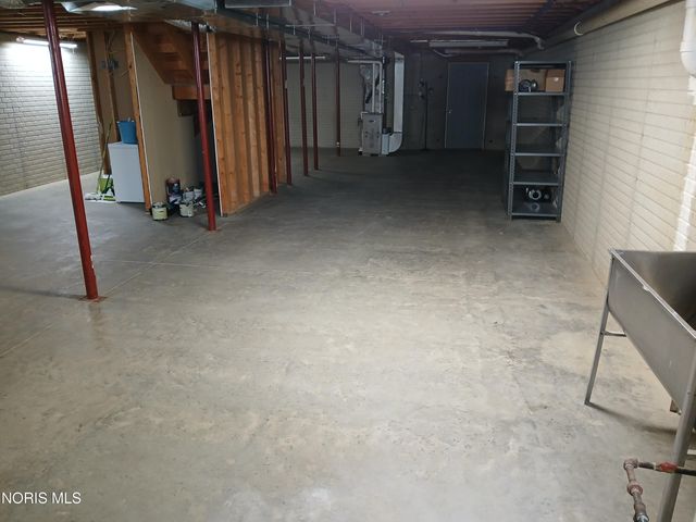 13145 Angola Road, Swanton, OH 43558
