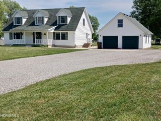 13145 Angola Road, Swanton, OH 43558
