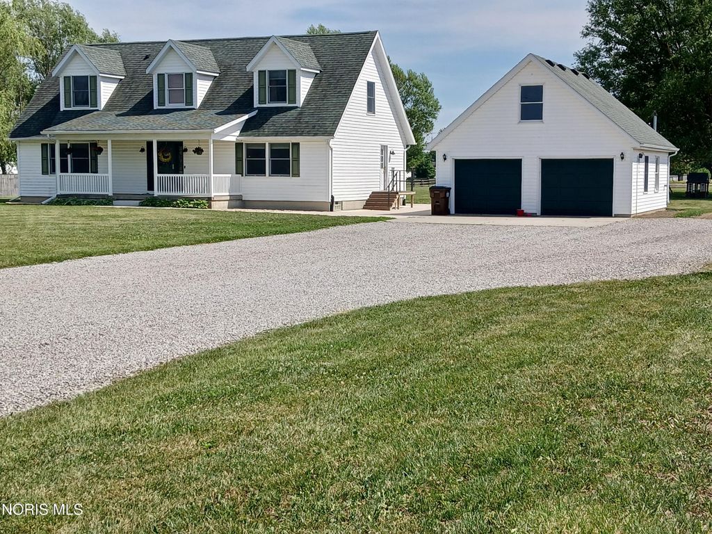 13145 Angola Road, Swanton, OH 43558