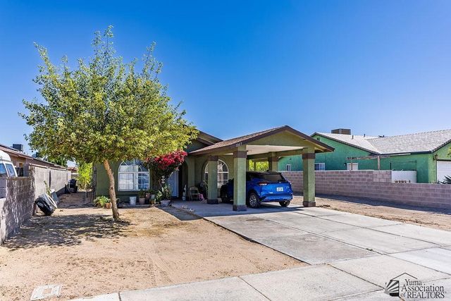 1067 N 4 Dr, San Luis, AZ 85336