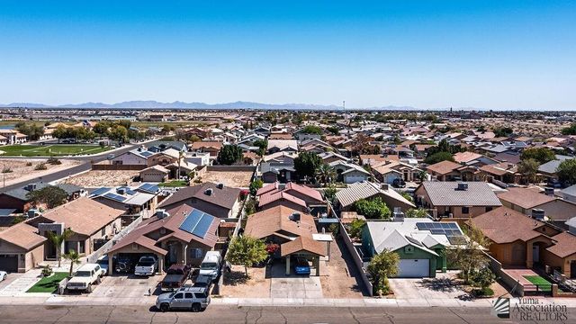 1067 N 4 Dr, San Luis, AZ 85336