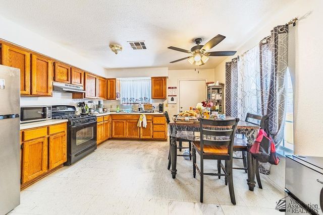 1067 N 4 Dr, San Luis, AZ 85336