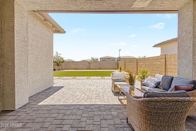 40927 W SUNLAND Drive, Maricopa, AZ 85138