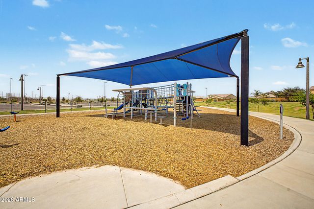 40927 W SUNLAND Drive, Maricopa, AZ 85138