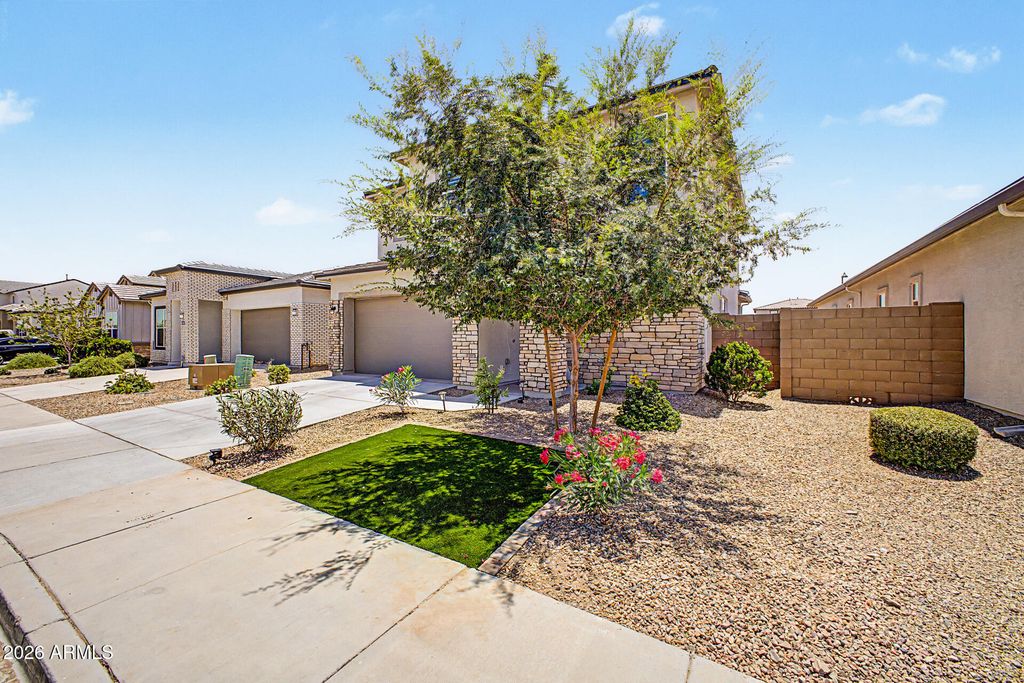 40927 W SUNLAND Drive, Maricopa, AZ 85138 — photo 2