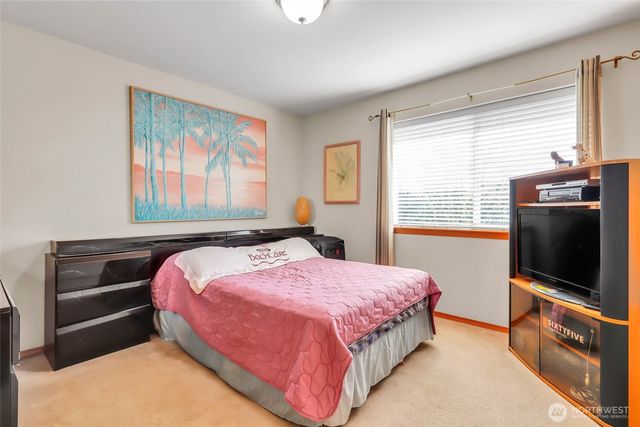 10209 28th Drive SE, Everett, WA 98208