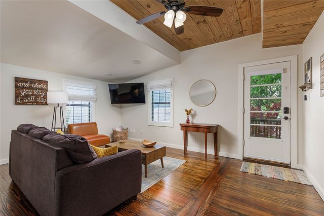 804 N College Street, Mckinney, TX 75069