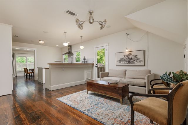 804 N College Street, Mckinney, TX 75069