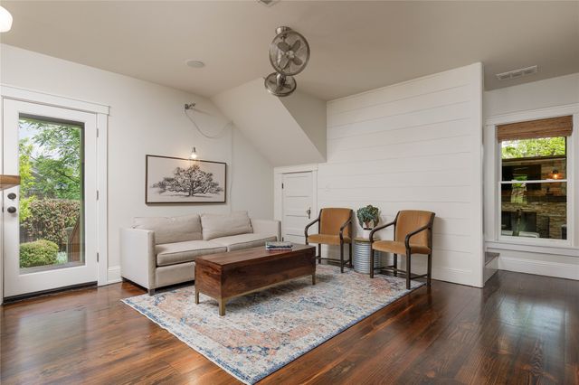 804 N College Street, Mckinney, TX 75069