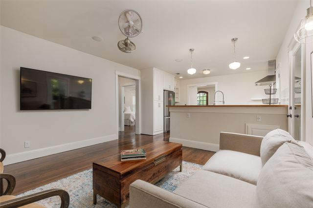 804 N College Street, Mckinney, TX 75069