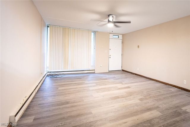 2331 E Market Street 124, Akron, OH 44312