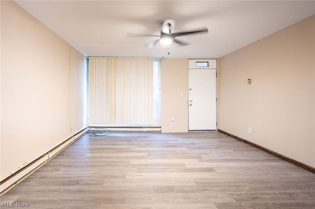 2331 E Market Street 124, Akron, OH 44312