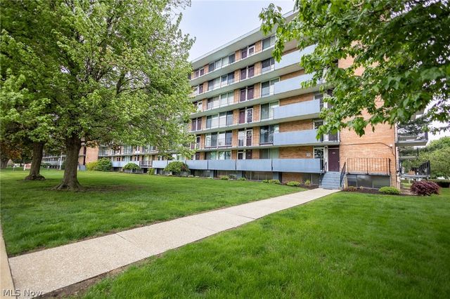 2331 E Market Street 124, Akron, OH 44312