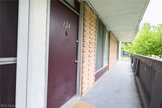 2331 E Market Street 124, Akron, OH 44312
