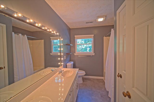 2009 Rock Bluff Road, Hixson, TN 37343