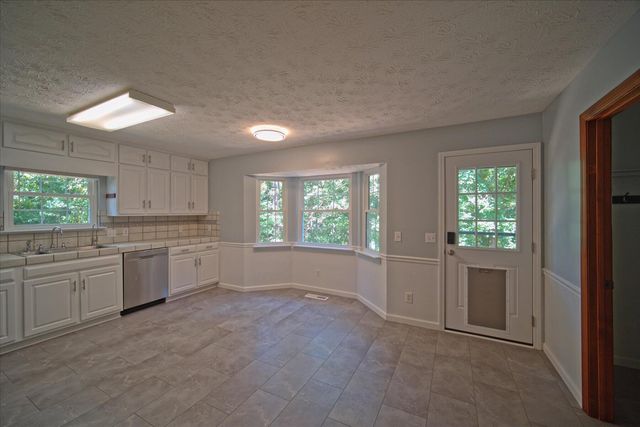2009 Rock Bluff Road, Hixson, TN 37343