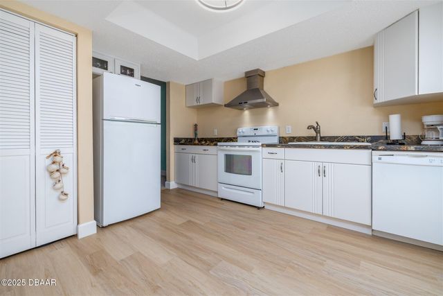 46 Chippingwood Lane, Ormond Beach, FL 32176