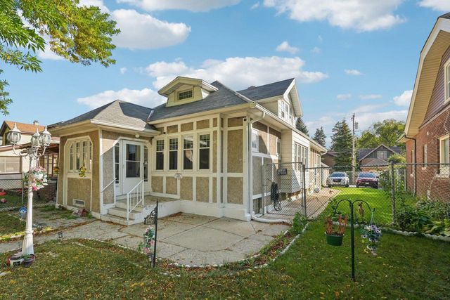 1226 S 28th STREET, Milwaukee, WI 53215