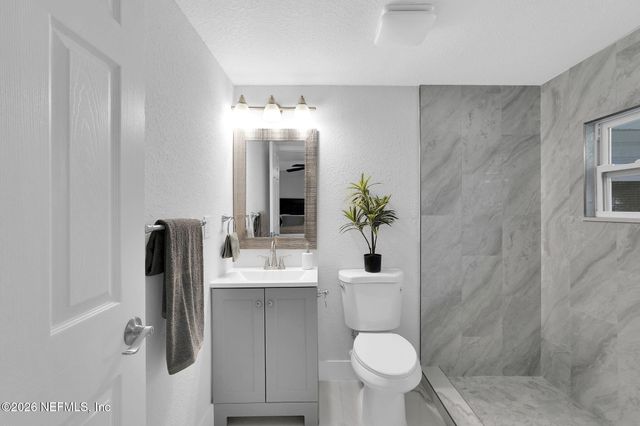 3946 MURRHEE Road, Green Cove Springs, FL 32043