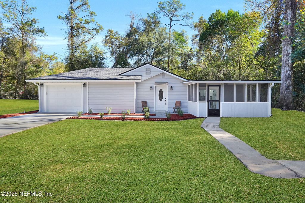 3946 MURRHEE Road, Green Cove Springs, FL 32043