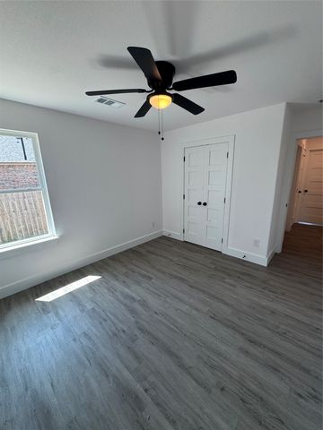 103 Virginia Drive, Palmer, TX 75152