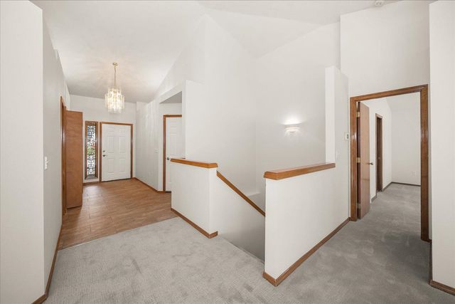 2102 E Dunbar Ln, Spokane, WA 99223