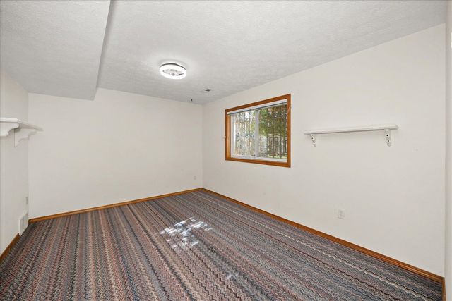 2102 E Dunbar Ln, Spokane, WA 99223