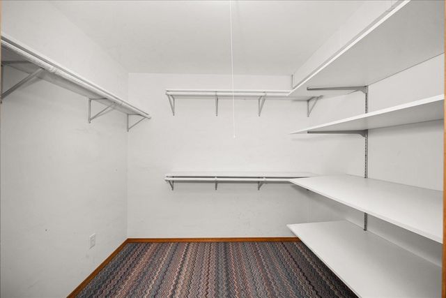 2102 E Dunbar Ln, Spokane, WA 99223