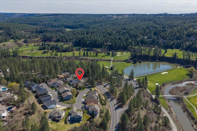 2102 E Dunbar Ln, Spokane, WA 99223