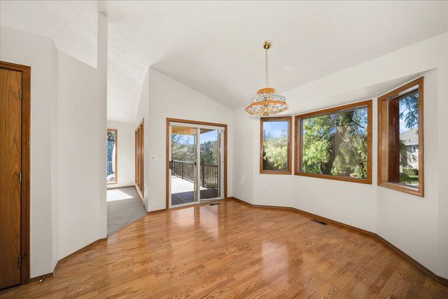 2102 E Dunbar Ln, Spokane, WA 99223