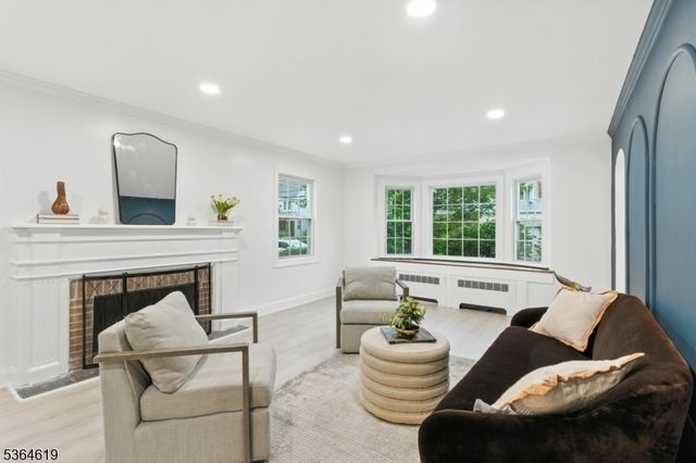 28 Reynolds Pl, Newark City, NJ 07106